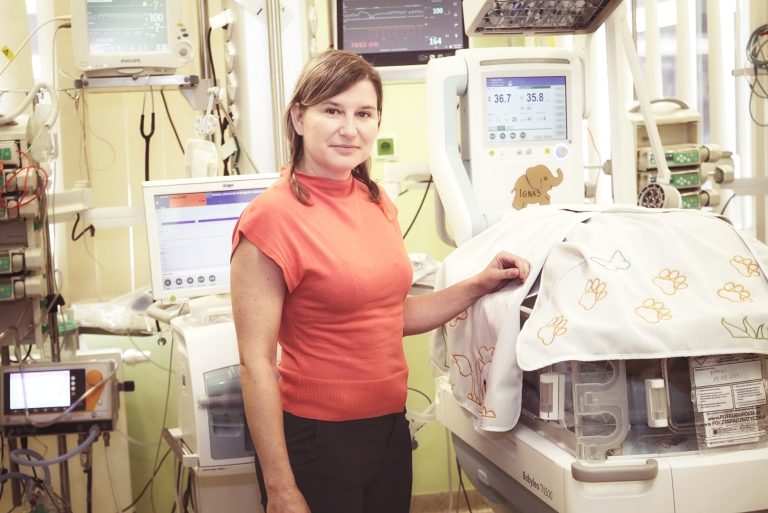 dr Anna Rozensztrauch