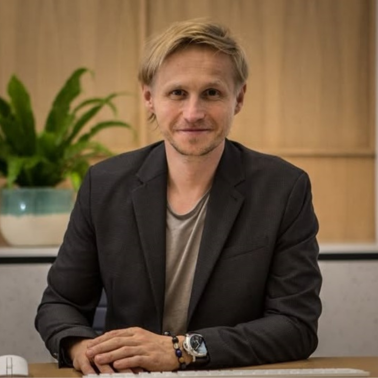 dr n. med. Marcin Łosin